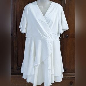 🤍 Short Sleeve WHITE DRESS Sz L